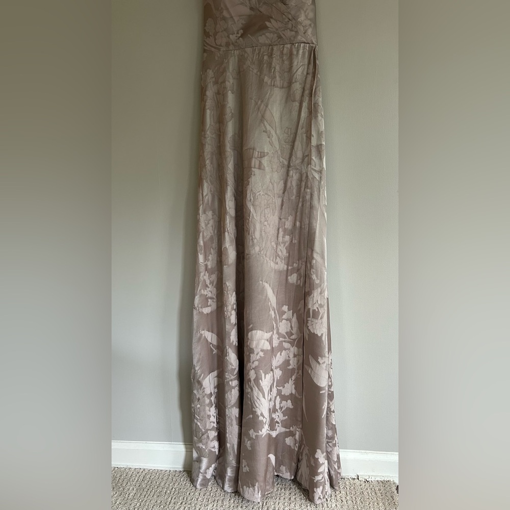 NWT AZAZIE Gabrielle Taupe Satin Jacquard Maxi Dress Formal Bridesmaid Prom Sz 8 - Picture 4 of 12
